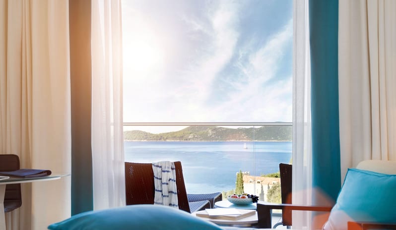 SUN GARDENS - DELUXE ROOM OCEAN VIEW